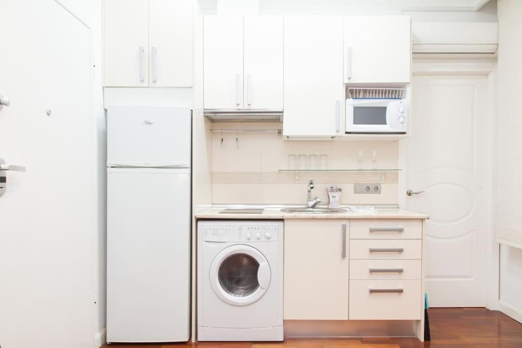 Tranquilo Apartamento En Chueca In2Iz5 Madrid Buitenkant foto