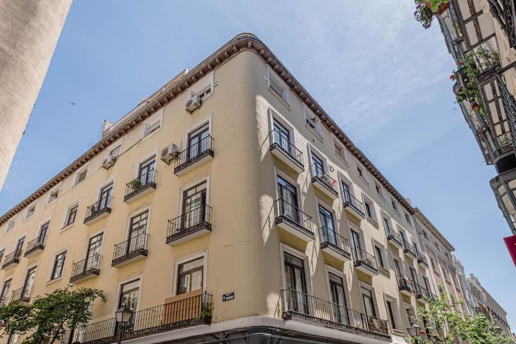 Tranquilo Apartamento En Chueca In2Iz5 Madrid Buitenkant foto