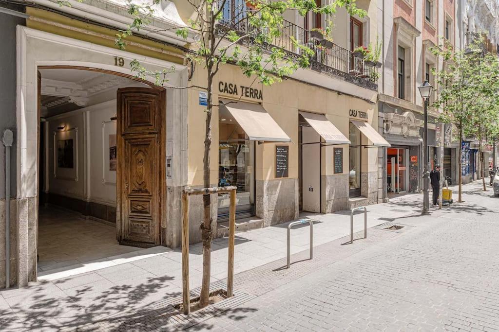 Tranquilo Apartamento En Chueca In2Iz5 Madrid Buitenkant foto